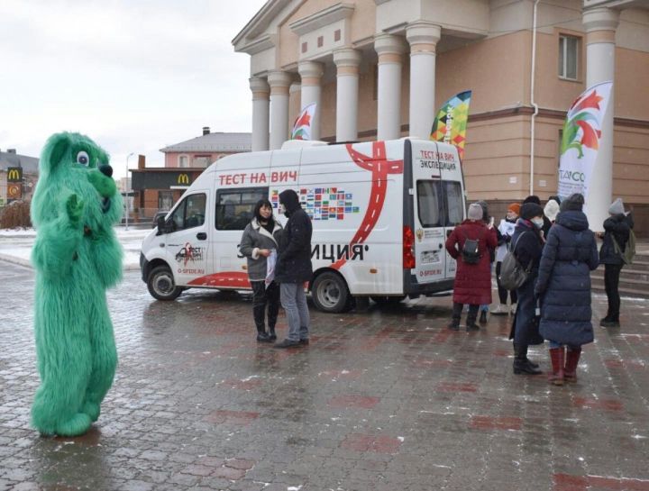 Әлмәтлеләр 15 минутта сәламәтлекләрен тикшерә алды