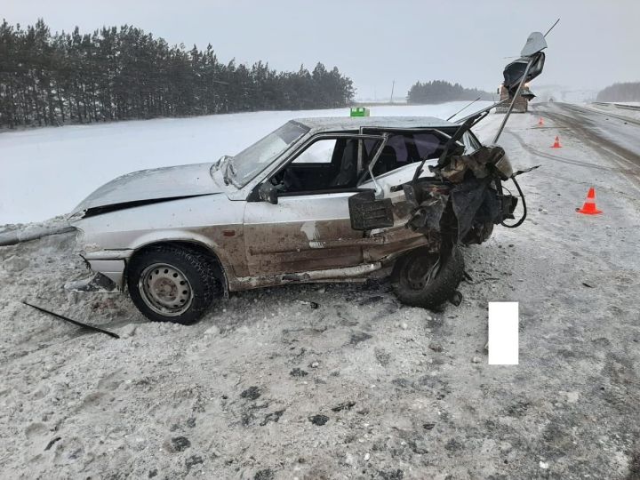 Әлмәт районында булган юл-транспорт һәлакәтендә зыян күрүчеләр бар