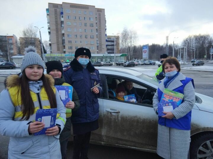 Әлмәттә “Язгы каникуллар” оператив-профилактик чарасы узды