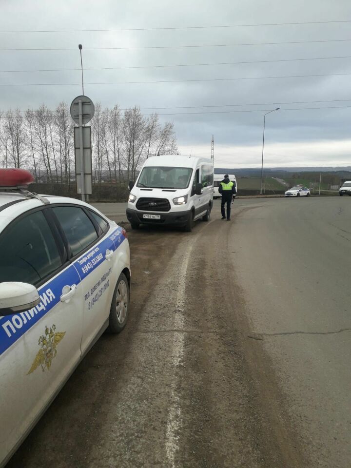 Әлмәттә «Тоннель» вакытында автоинспекторлар 25 хокук бозу очрагын ачыклаган