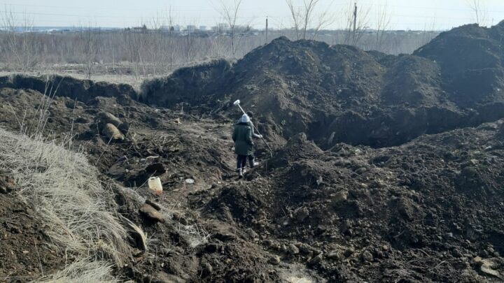 Әлмәттә торба урлаган билгесез затлар туфракка 4,5 млн сумлык зыян китергән