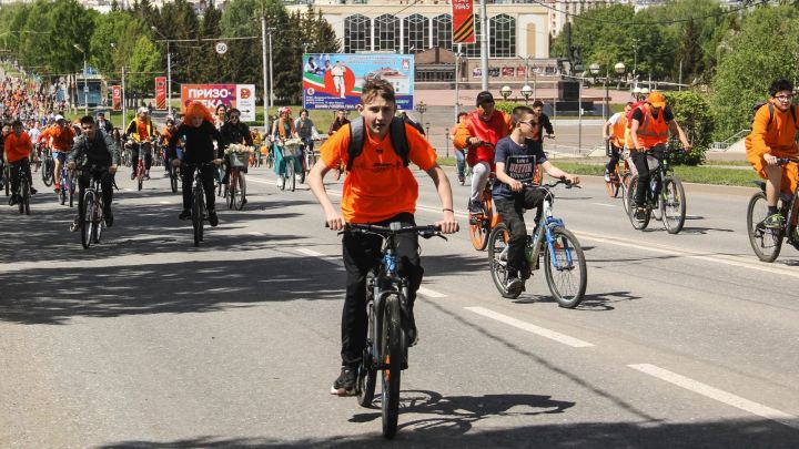 Балаларны яклау көне алдыннан Әлмәттә спорт чаралары узды