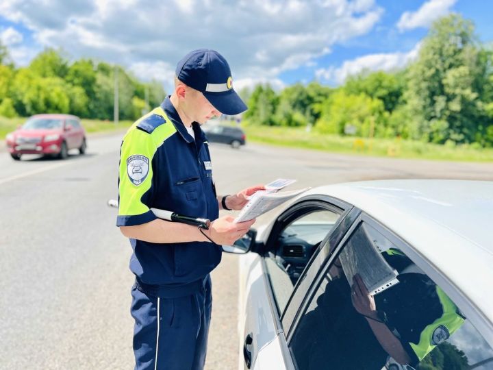 Әлмәттә «Тоннель» вакытында автоинспекторлар 6 хокук бозу очрагын ачыклады