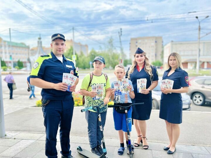 Әлмәттә электр самокатлары буенча рейд вакытында 9 закон бозучы ачыкланды