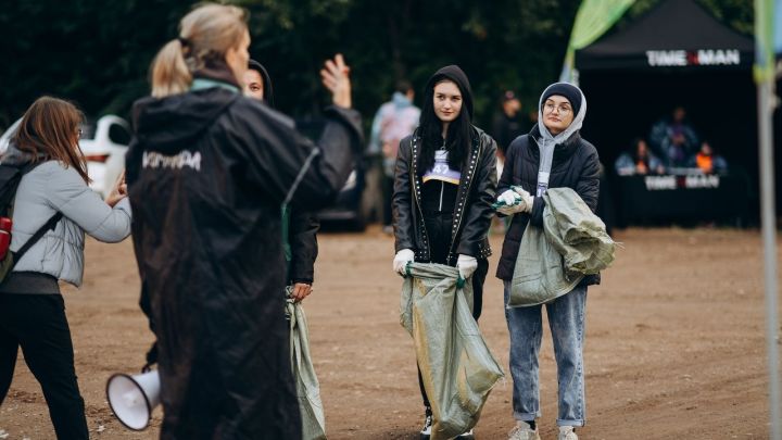 Йөгерүчеләр Әлмәт сусаклагычында 500 килограммнан артык чүп-чар җыйдылар