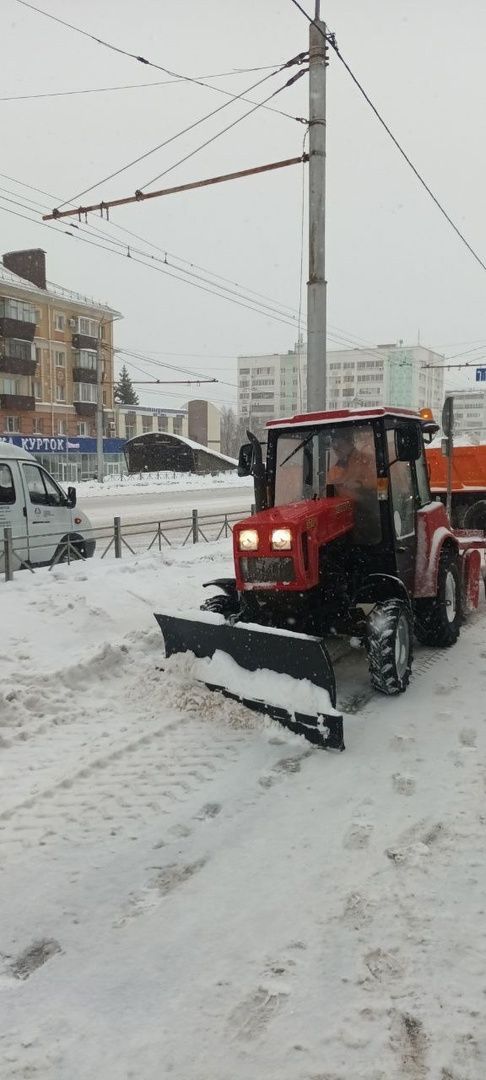 Әлмәттә көн саен 100 ишегалдын кардан чистартырга планлаштыралар