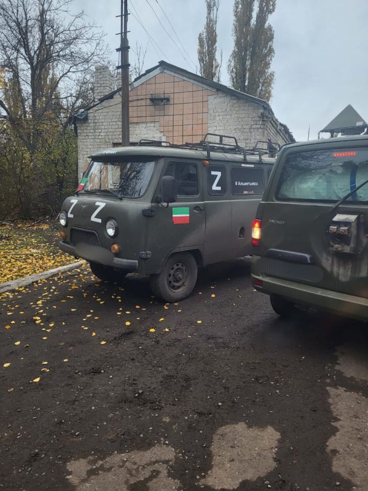 Әлмәт районыннан хәрбиләргә ике авто һәм тонна ярым гуманитар ярдәм озаттылар